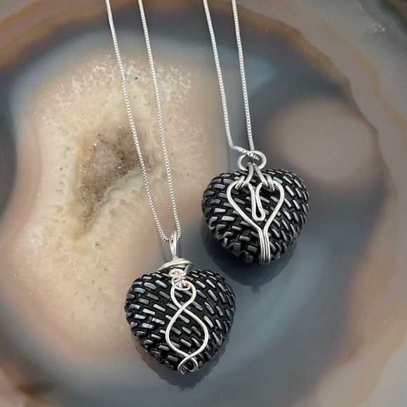 Silver wire wrap heart necklace black heart pendant karma necklace handmade - Picture 1 of 6